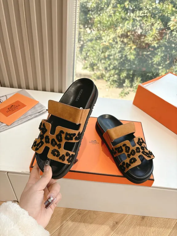 Hermes Shoe 